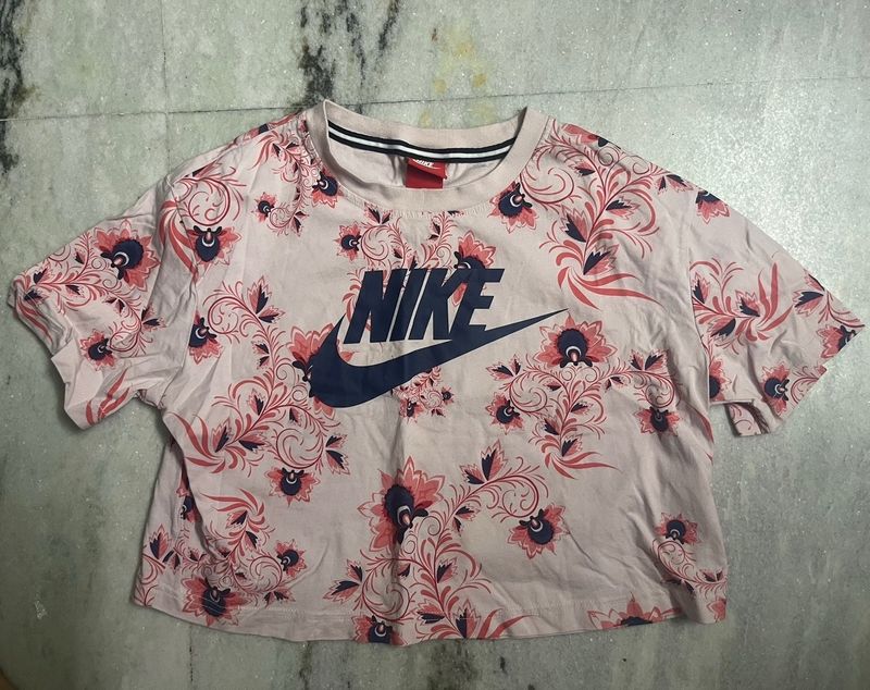 nike floral crop top