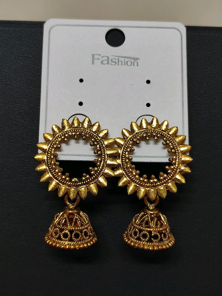 Golden Jhumki