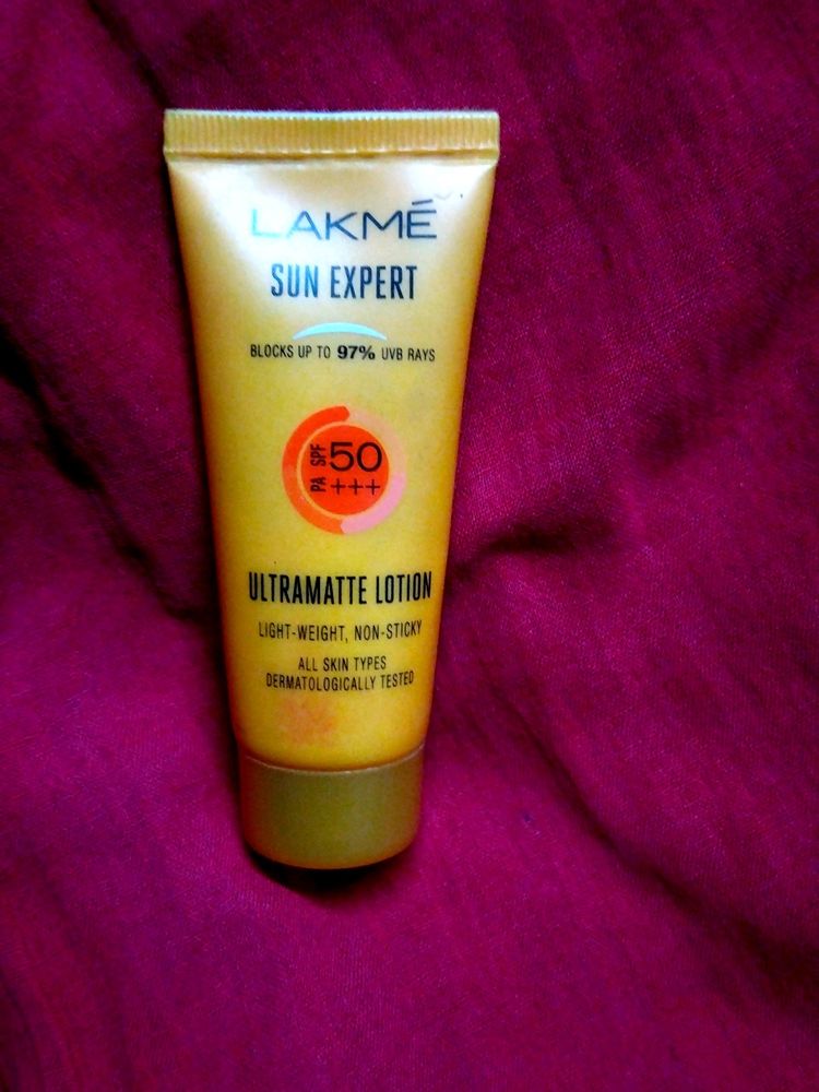 Lakme Sun Expert  Ultra Mate Suscreen SPF 50