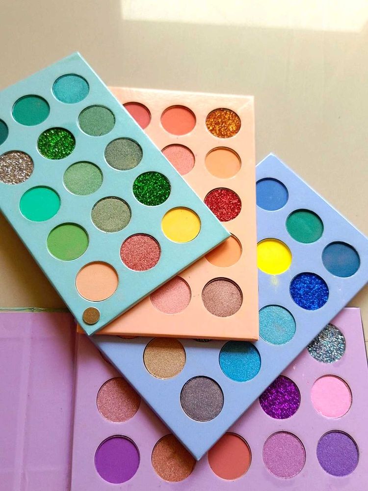 Very Beautiful Too Many Colours Eye Shadow Palette