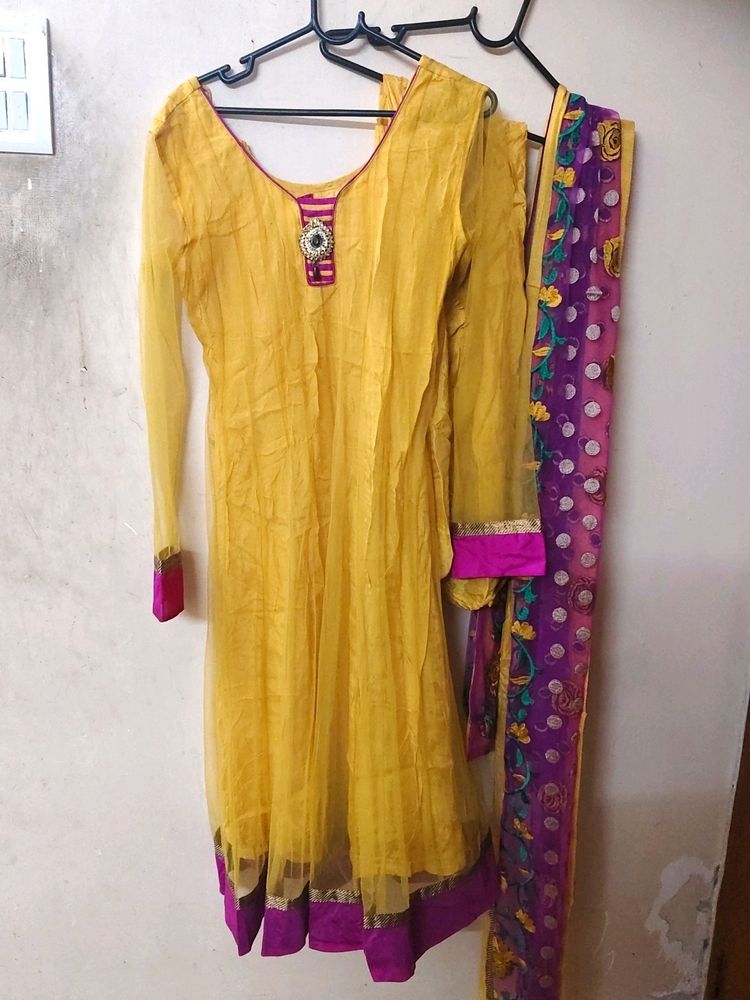 Anarkali Set (Size - S)