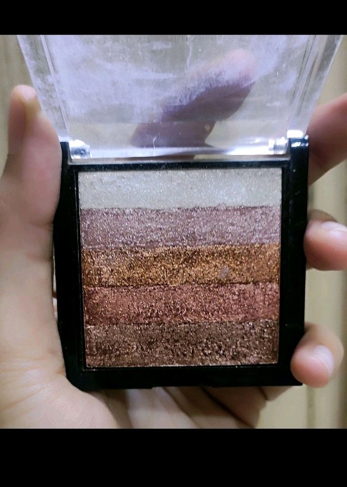 Makeup Revolution Shimmer Brick Rose Gold