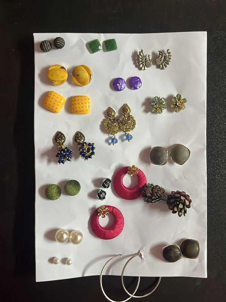 18 Stud And Earrings