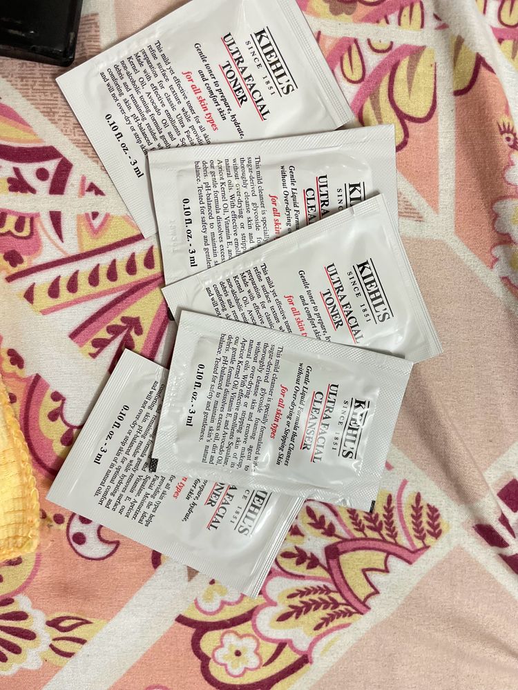 Kiehl’s ultra Facial toner And Cleanser (sachets)