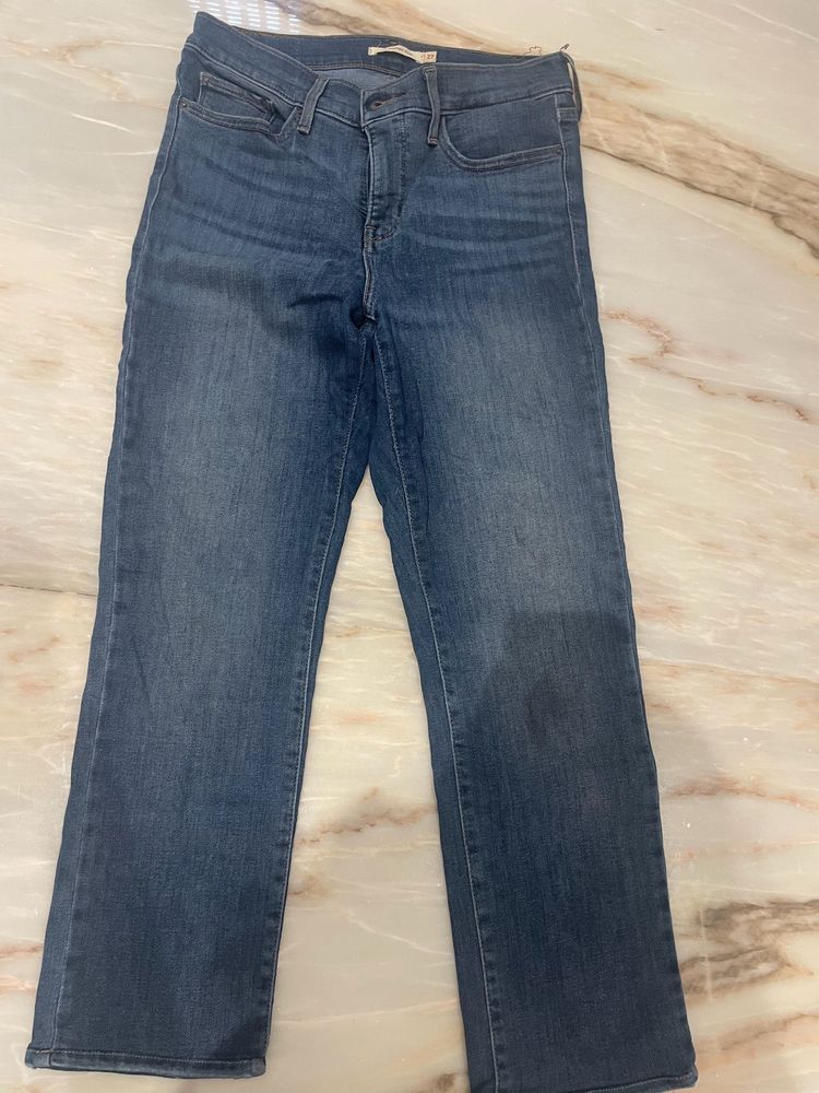 Levi's Blue High Waisted Jeans In 27