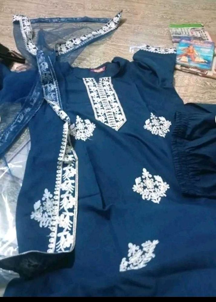 Women Blue Kurta Set