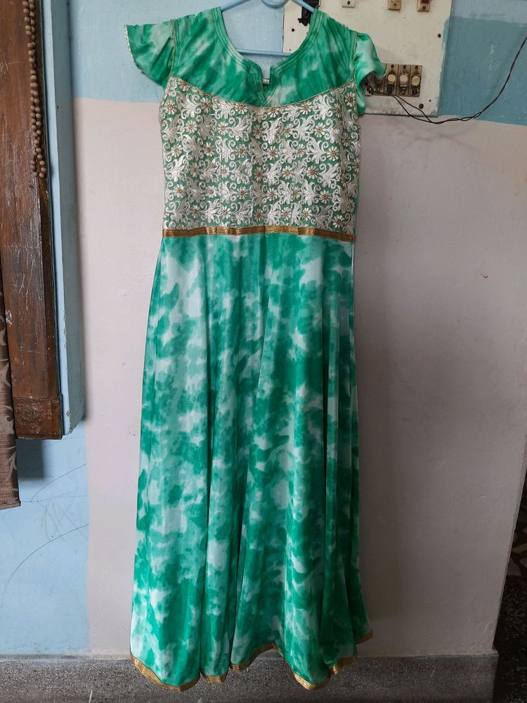 beutifull goun maxi dress setin blend Fabric with embroidery work