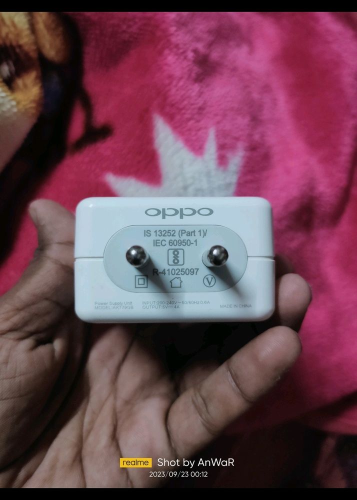 Oppo 20watt Charger Original With Cable