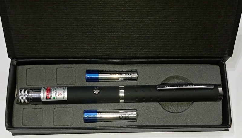 Green Laser Pointer Pen 1set(Batteries Included)