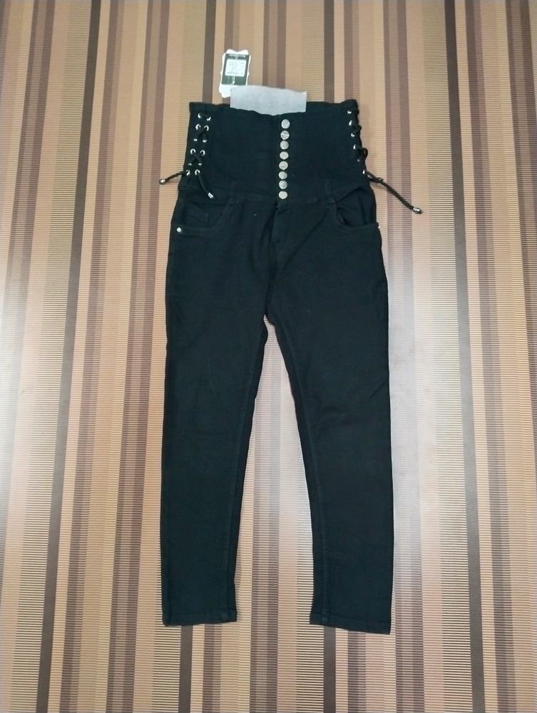 T-35 Size 30 Slim Fit Women Denim Jeans