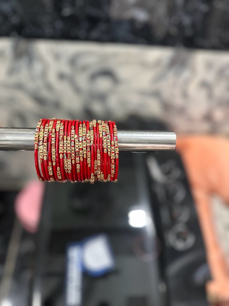 Red Color Choori