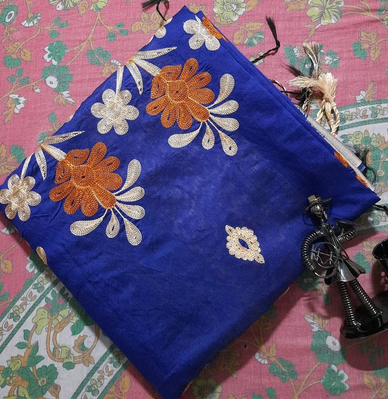 Women Stylish Blue Saree With Blouse