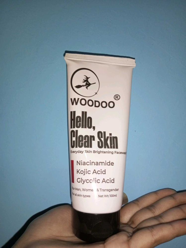 Woodoo Hello Clear Skin Brightening Facewash