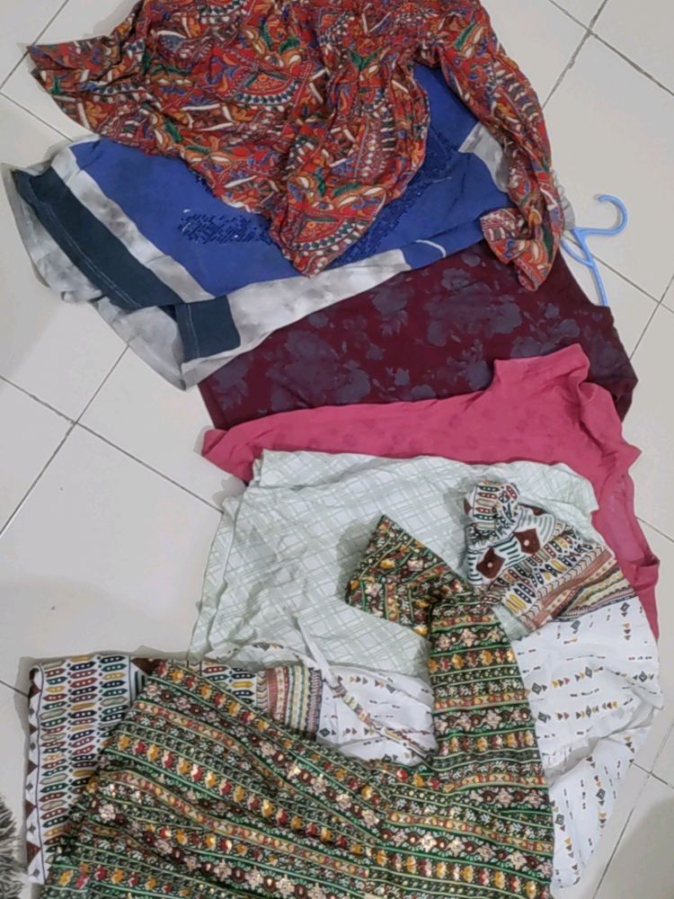 Sale!! 7 Tops And Tshir