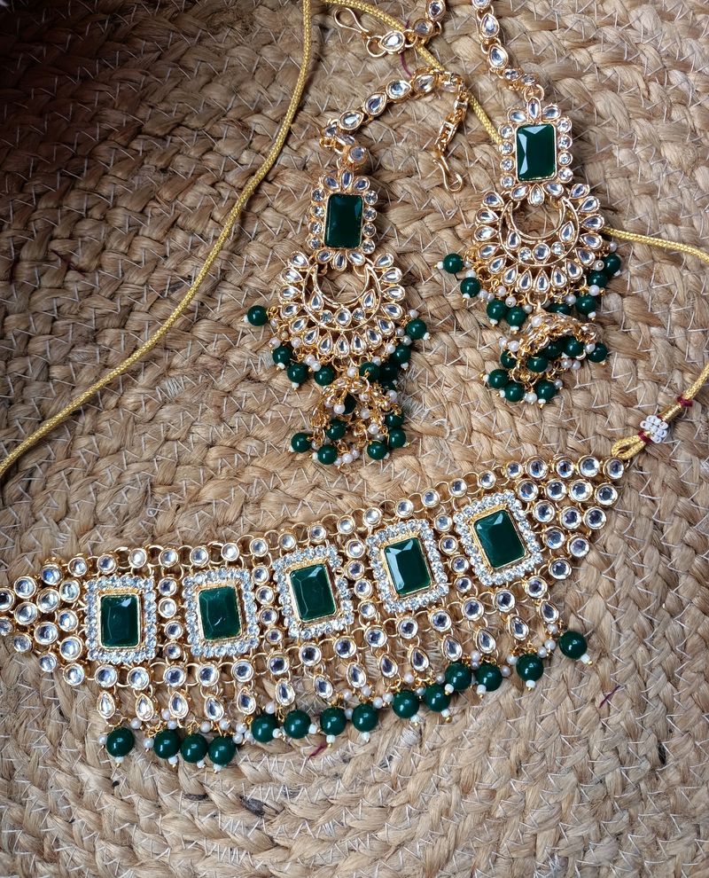 Green kundan Jewellery Set For Women