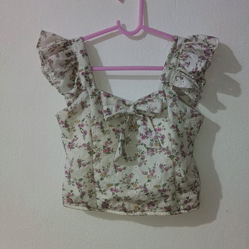 Cute Crop Top With Bow