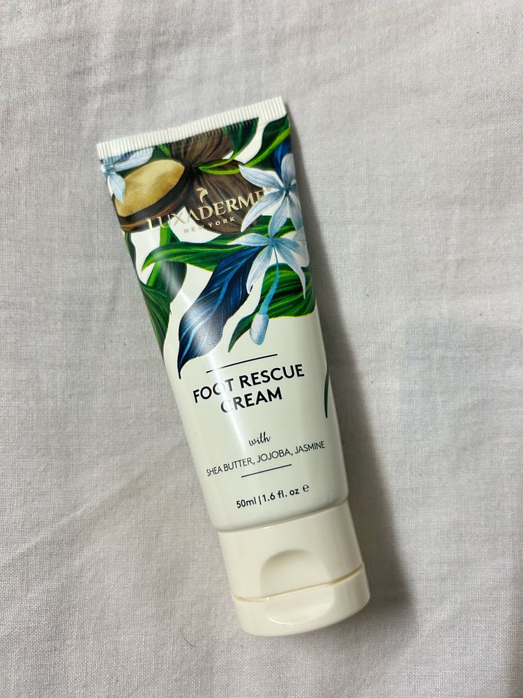 Luxaderme Foot Rescue Cream