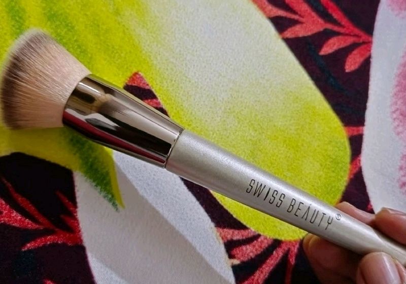 Swiss Beauty Foundation Brush