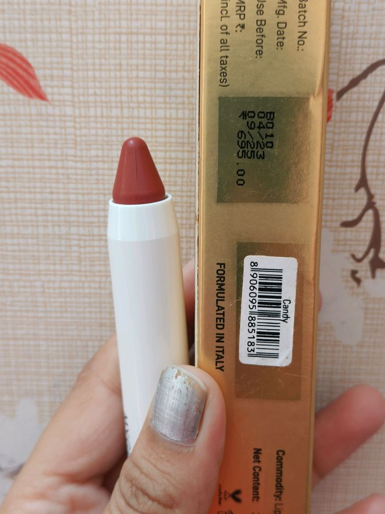 Myglamm Crayons Lipstick