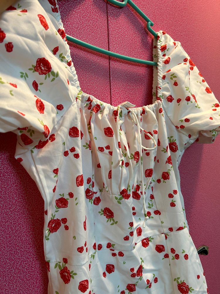 White_red Colour Flower Rose Printed Dress