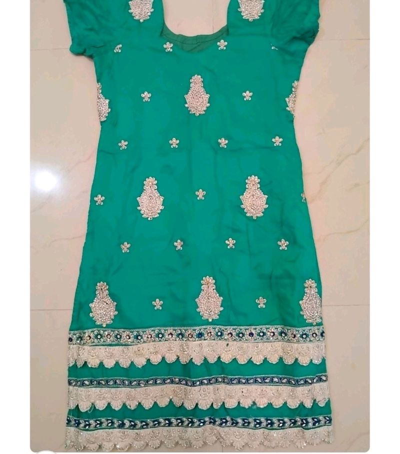 Like New Punjabi Kurti Set...