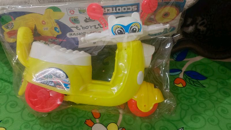 Kids Toys Scooter 🛵