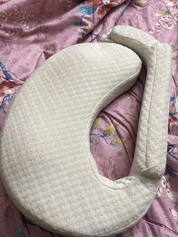 baby feeding pillow