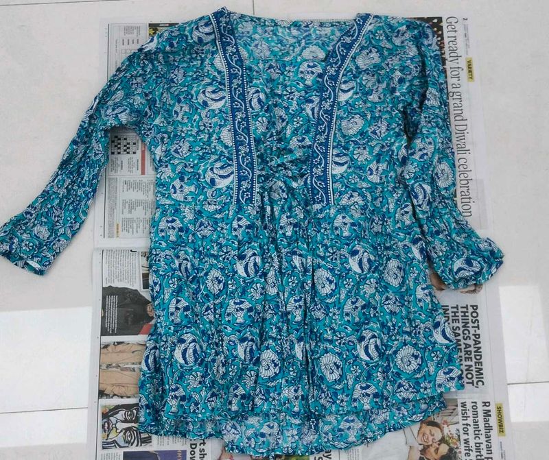 Sea Green Floral Short Kurti