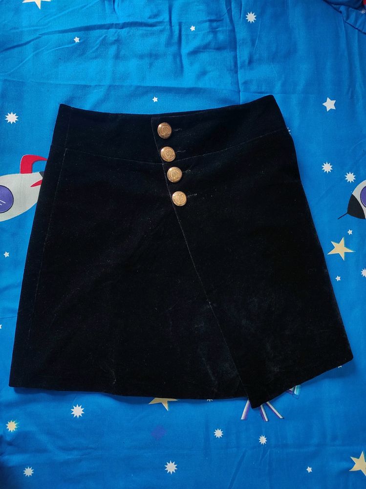 📍SALE📍BLACK VELVET SKIRT 🎀