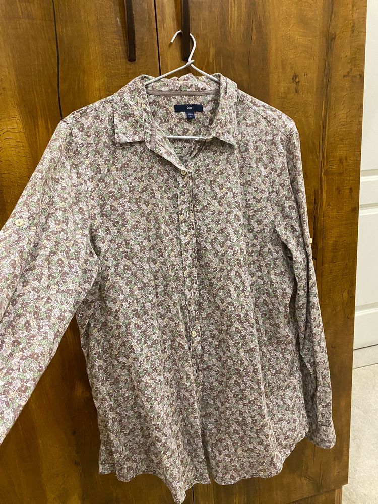 GAP floral shirt