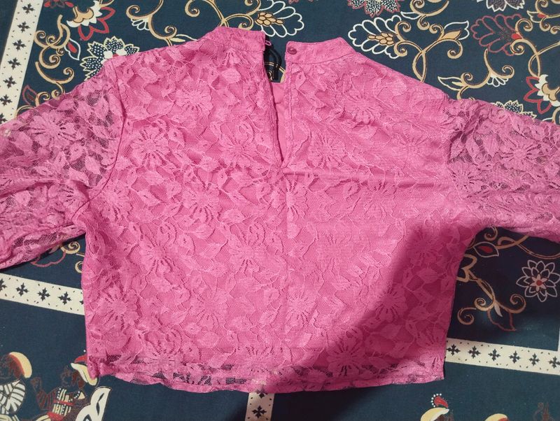 PINK CROP TOP(FUL SLEEVES)