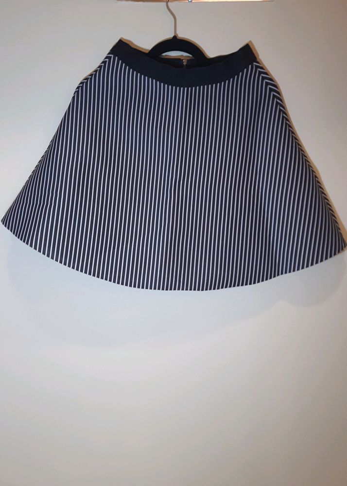 Black-and-white Striped Skirt.