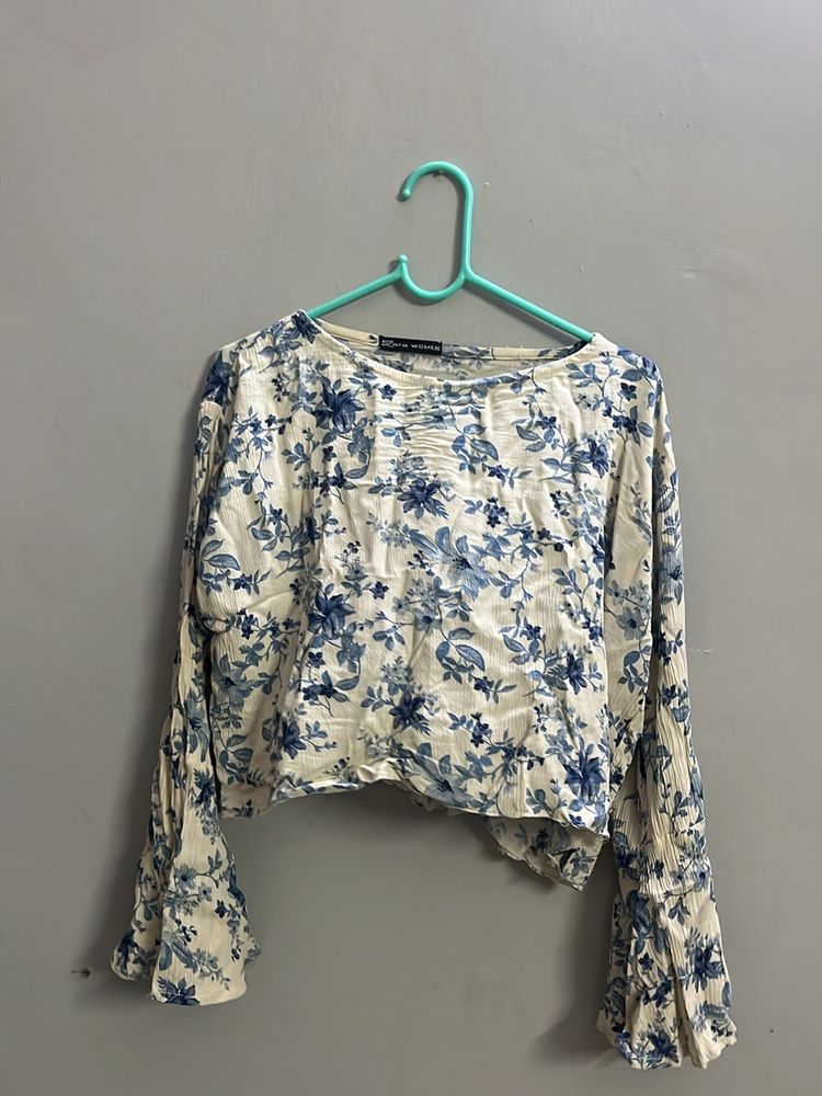 Creme And Blue Color Printed Top Worne Once