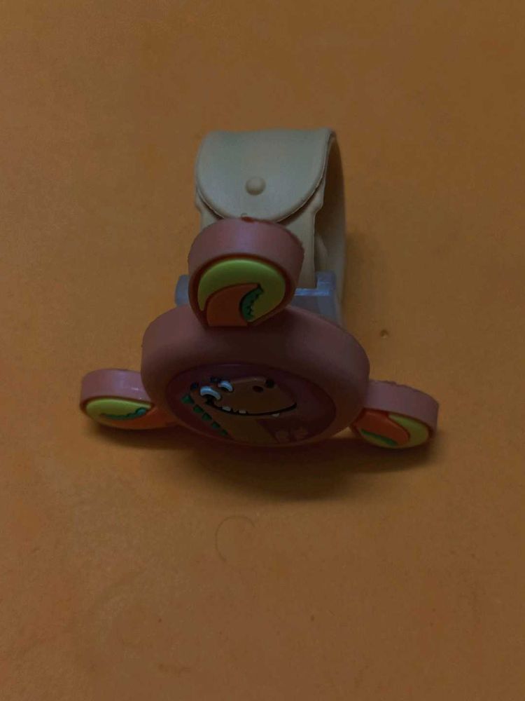 Spinner Toy With Light & Band