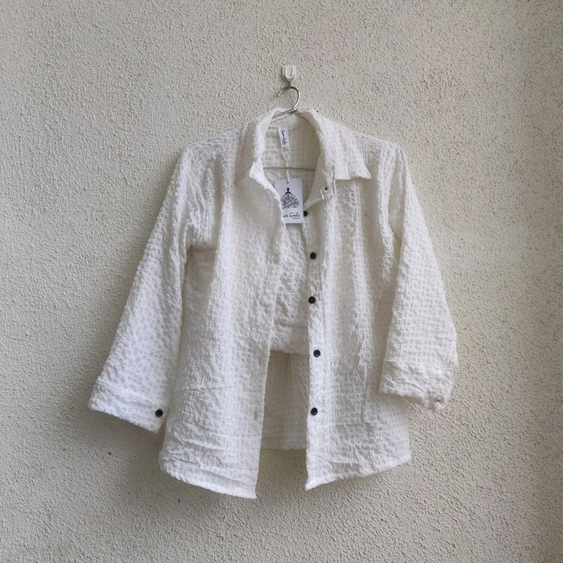 Casual Off White SHIRT!