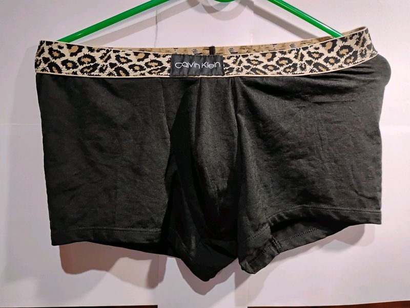 Calvin Klein Animal Print