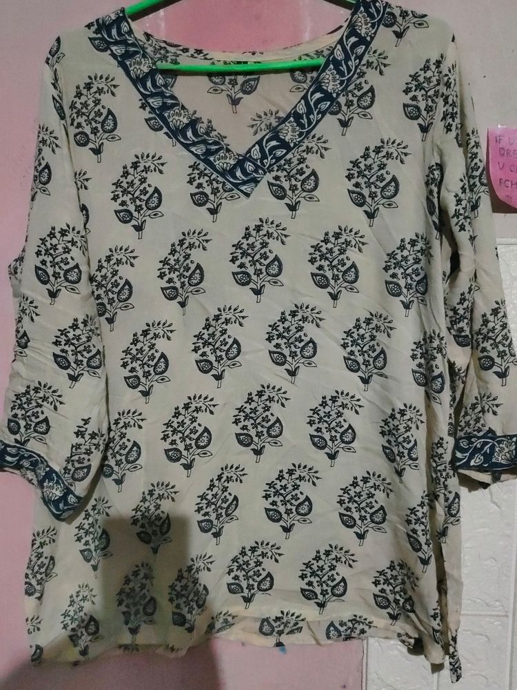 V Neck Short Kurta