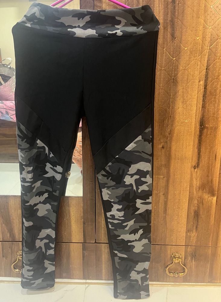 Camouflage Print  Track Pant