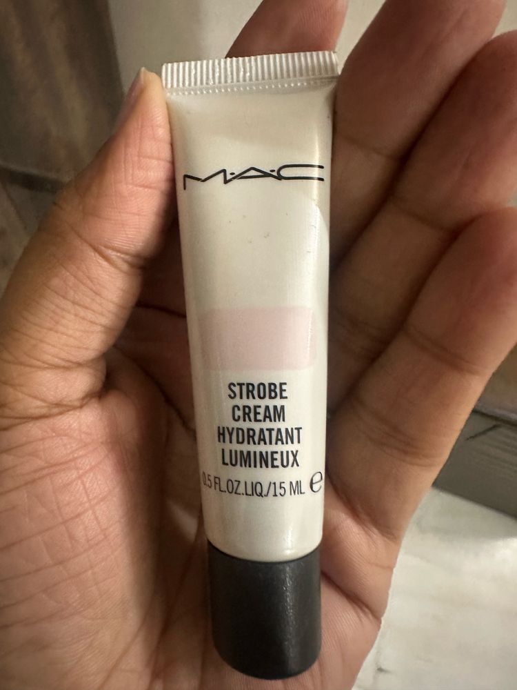 MAC Strobing Cream