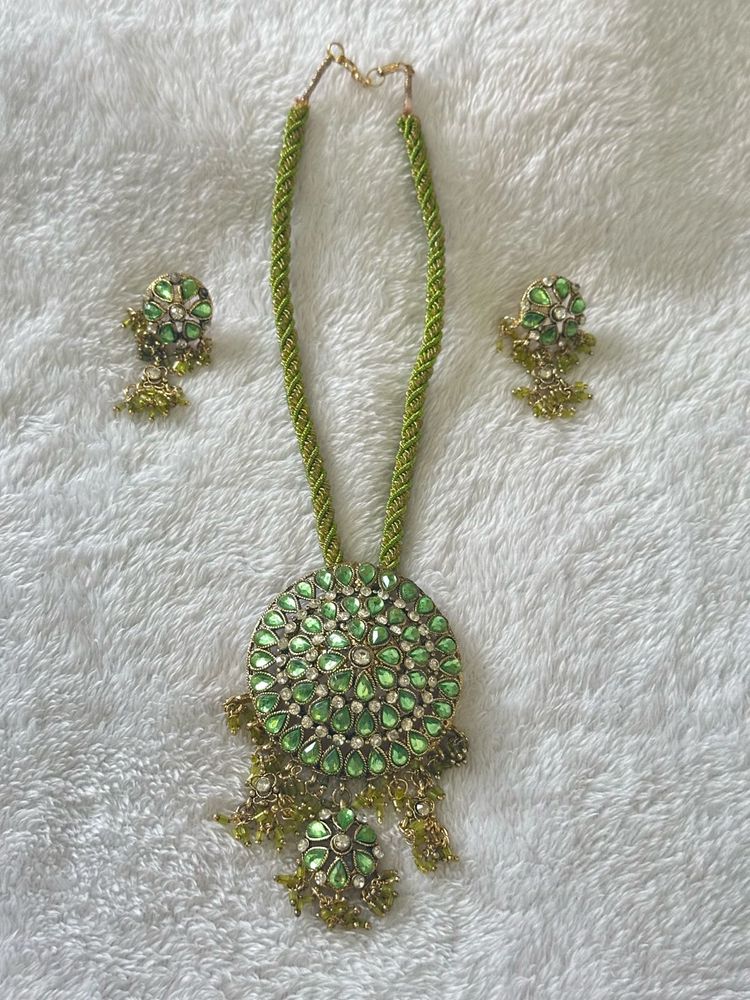 Traditional Jewellery Set