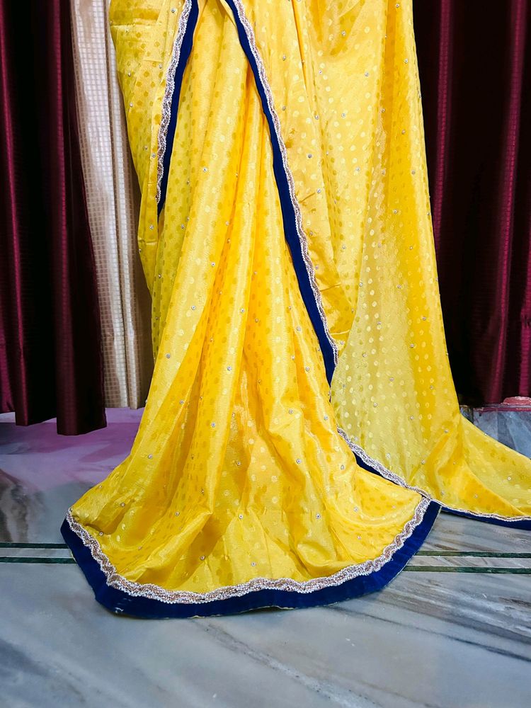 Yellow Light Weight Saree Without Blouse