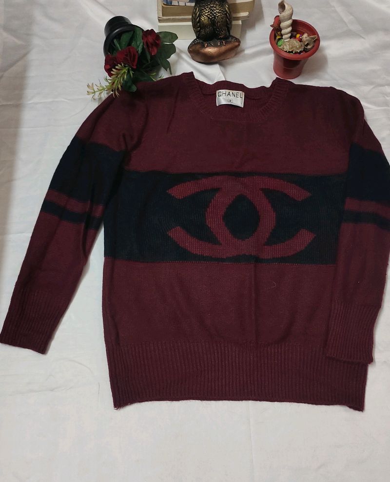 Chanel Pullover (Authenticity Unknown)