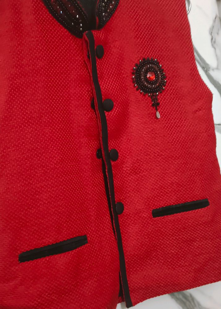 Red Colour Jacket for Kids In Cheep Price. .