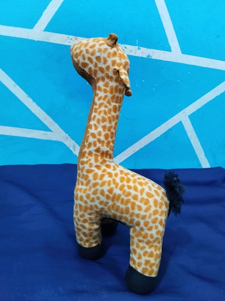 Soft Toy Giraffe