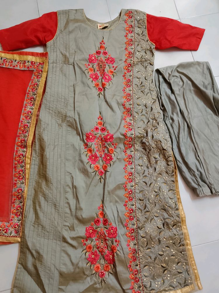 Kurthi Set