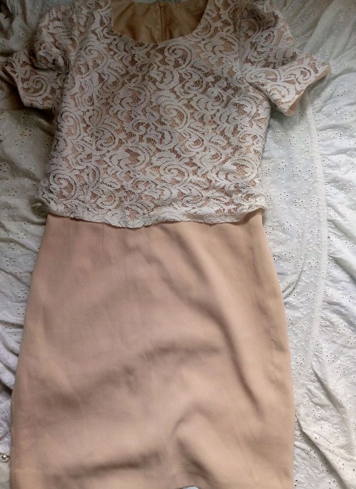 Peach Pink lace Detailed Skirt