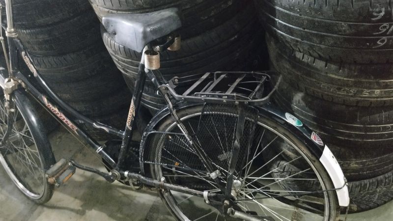 Black Cycle in Good Condition