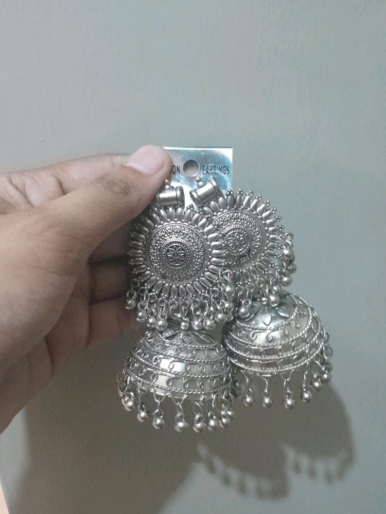 Heavy jhumka