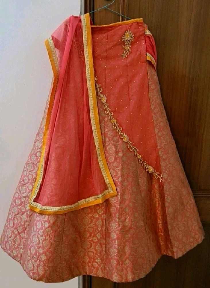 Lehenga With Attached Dupatta