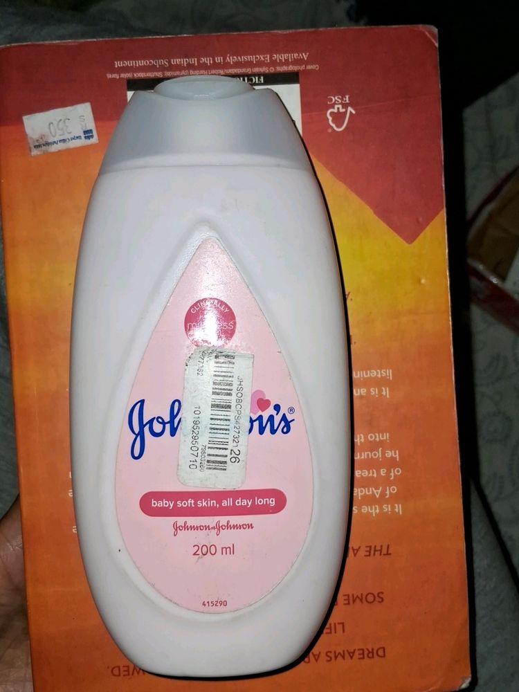 Johnson's Baby Body Lotion.